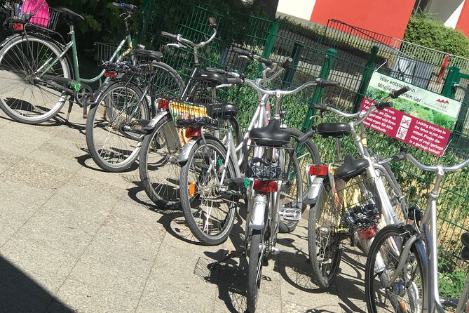 Small-Group Historical Bike Tour in Berlin - Checkpoint Charlie and Gendarmenmarkt