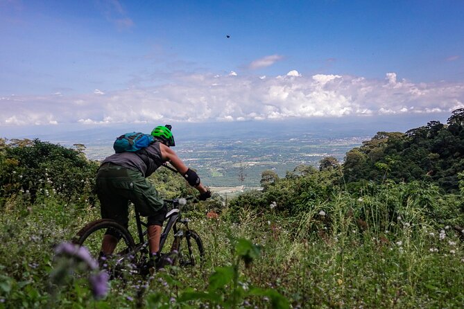 Smoke on the Water Trail Mountain Biking Tour Chiang Mai - Who should choose this ride?