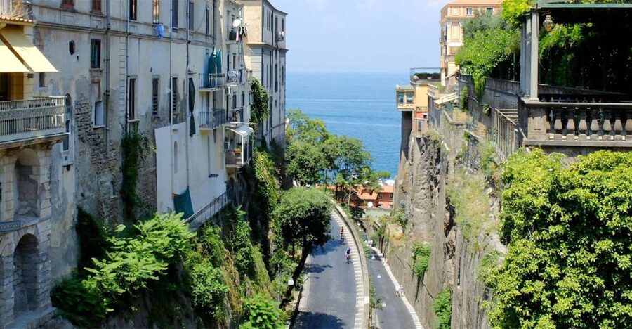 Sorrento Coast Sightseeing E-Bike Tour - Leaving Sorrento: the one demanding part