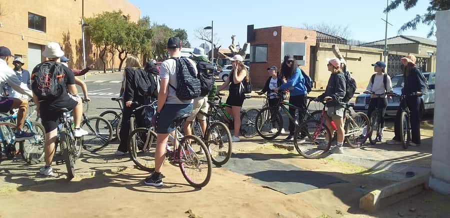 Soweto: Bike Tour with a Local Tour Guide - Why a bicycle works well in Soweto