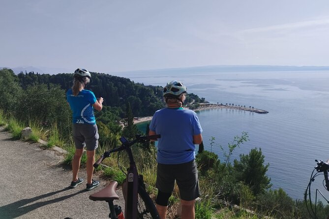 Split City Electric Bike Tour - Pedaling through Split before the trees