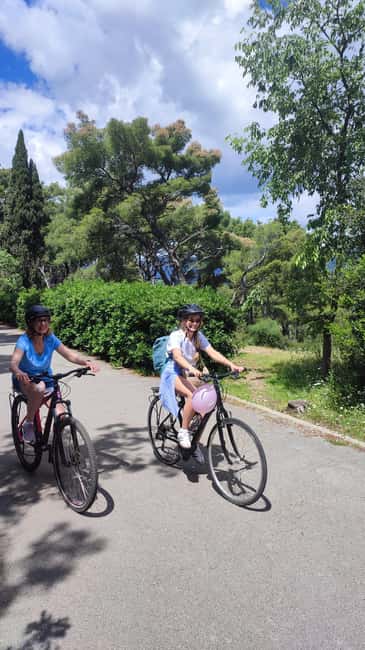 Split: Old Town and Marjan Park Bike Tour - Starting in Varoš, where Split feels most local