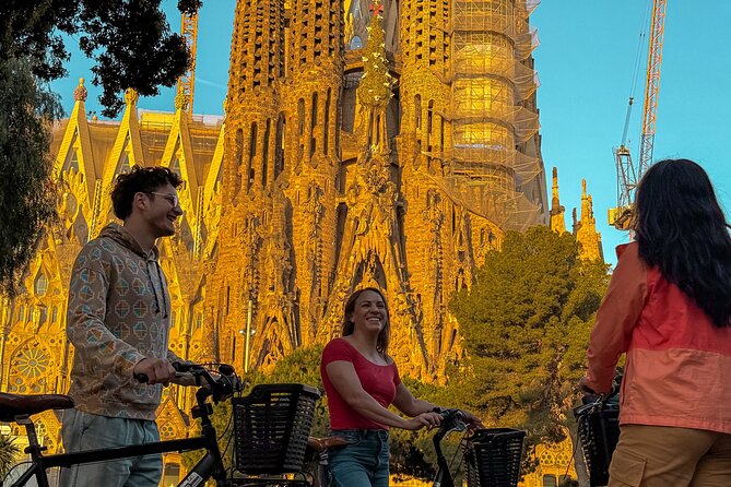 Sunrise Bike Tour: Barcelona Before the Crowds - Key points before you book