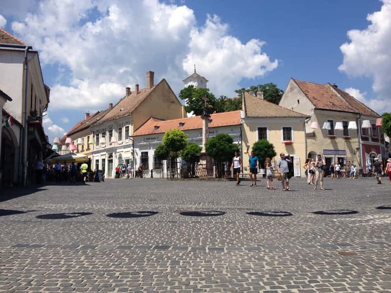 Szentendre: self-guided bicycle tour from Budapest - Starting in Madách Square