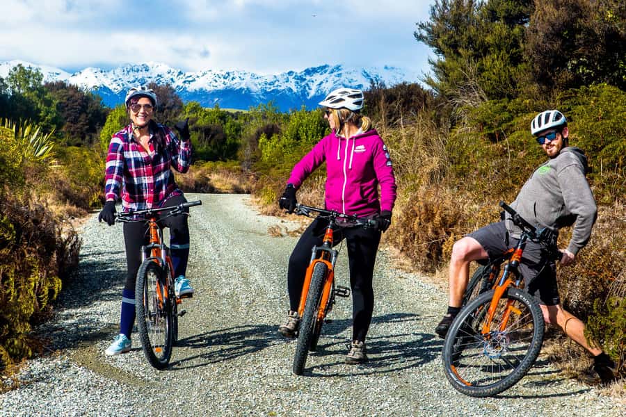 Te Anau: River Jet Boat and Bike Ride Tour with Local Guide - Who will enjoy this most