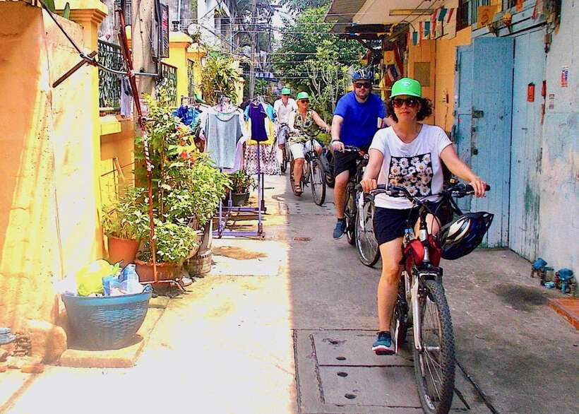 Thai culture and Bangkok local life guided bike tour - Crossing to the old capital of Thailand