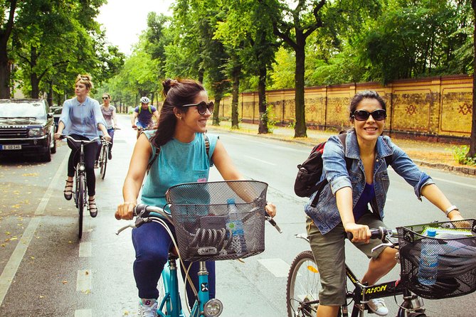 The Beauty of Berlin by Bike: Private Tour - Potsdamer Platz and Berlin after division