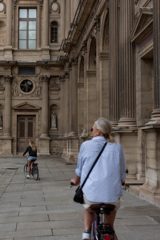The Best of Paris: Small Group Bike Tour like a Local - Starting near Rue Bosquet and École Militaire