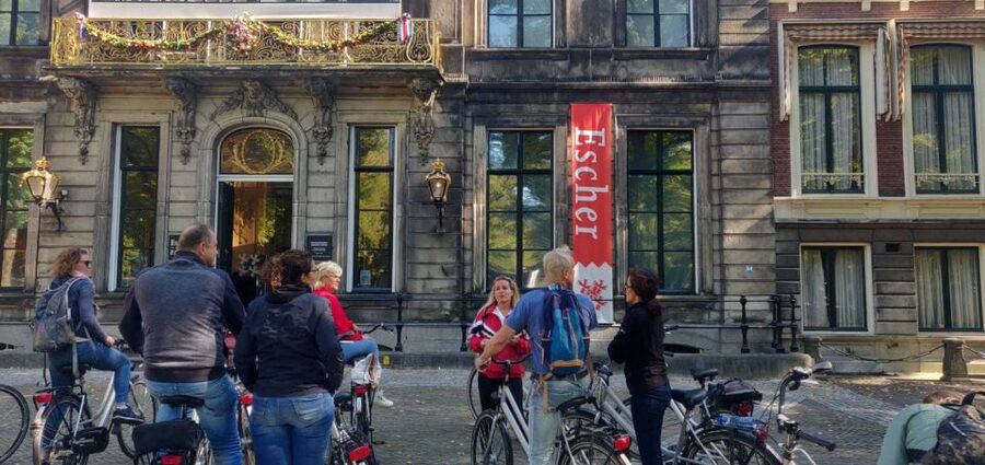 The Hague: Highlights Bike Tour - The historic center and the Binnenhof