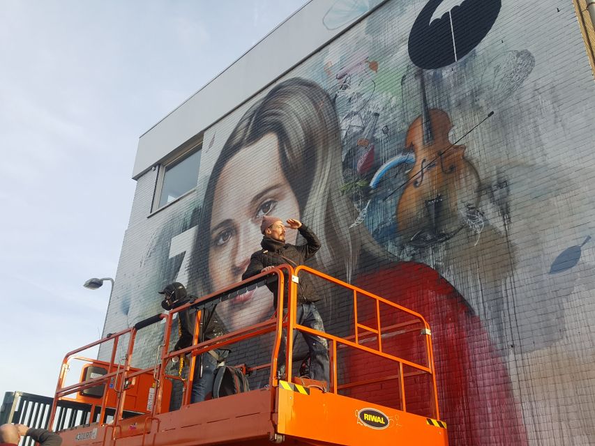 The Hague: Street Art Tour by Bike - Laakhaven: a brief final photo stop
