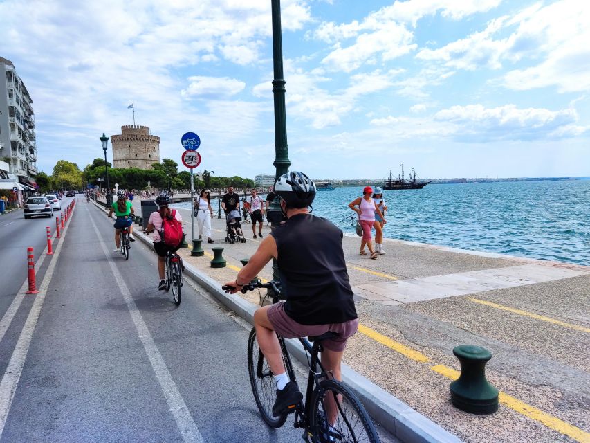 Thessaloniki: Bike Tour - White Tower and the first waterfront views