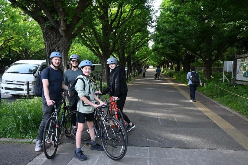 Tokyo Bike Tour: Shibuya, Harajuku & Hidden Gems - Harajuku and Omotesando at street level