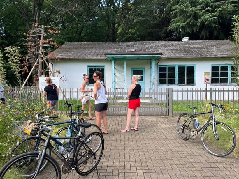Tokyo Bike Tour: Shibuya, Harajuku & Hidden Gems - Aoyama and the 20-minute cemetery stop