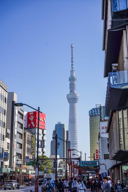 Tokyo: Hidden Gems Guided Bike Tour with Lunch - A short café stop before returning to Asakusabashi