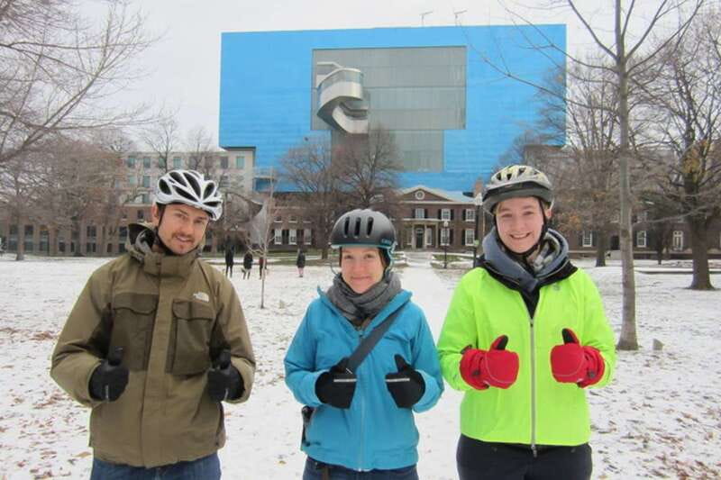 Toronto: Heart of Downtown 3.5-Hour Bike Tour - Harbourfront, Roundhouse Park, and the Lake
