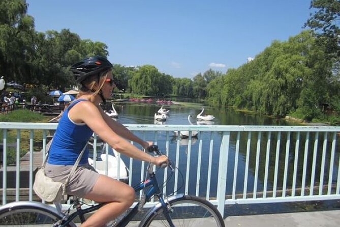 Toronto Islands Morning Bike Tour - The Royal Canadian Yacht Club and Island Life