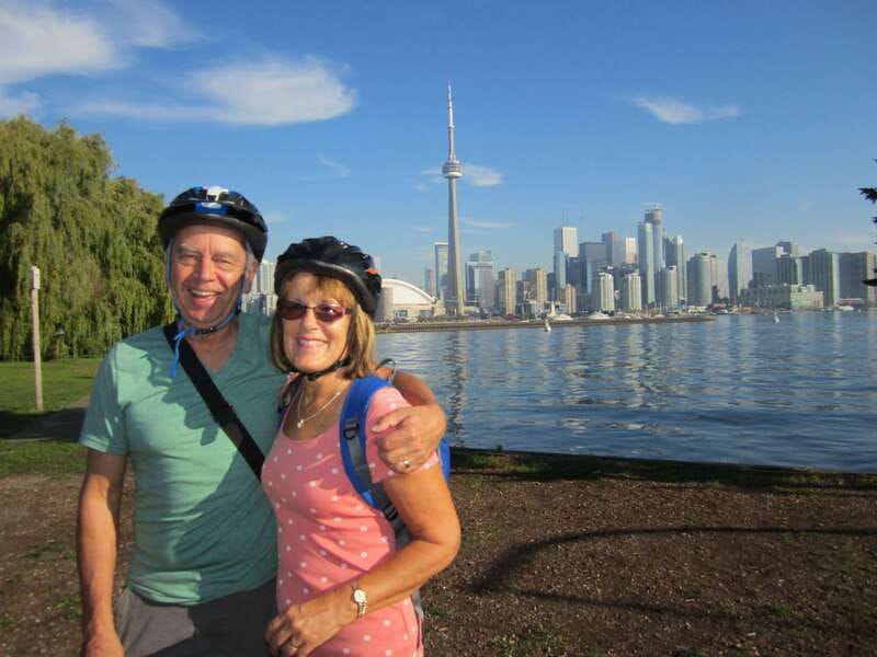 Toronto Islands: Morning or Twilight 3.5-Hour Bike Tour - What the guide adds to the price