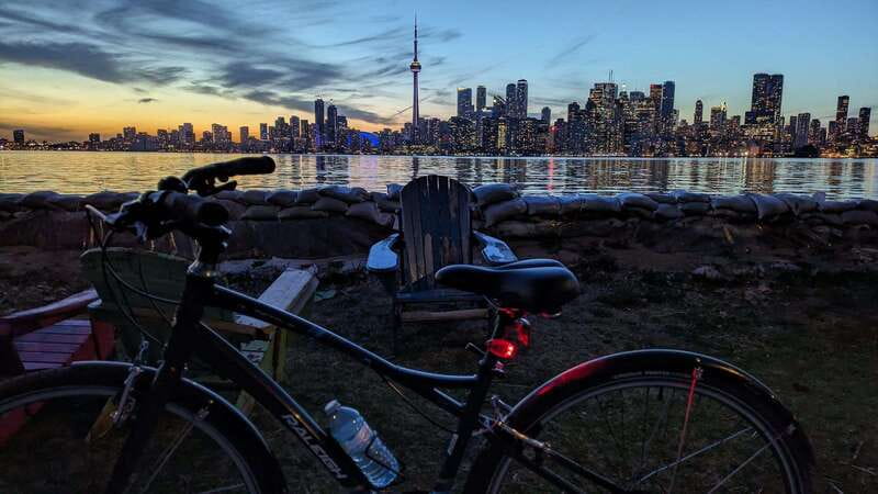 Toronto Islands: Morning or Twilight 3.5-Hour Bike Tour - Practical details before you book