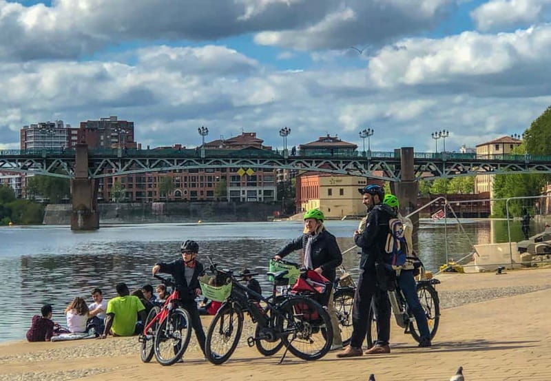 Toulouse E-Bike Tour - Riding through Toulouse’s medieval center