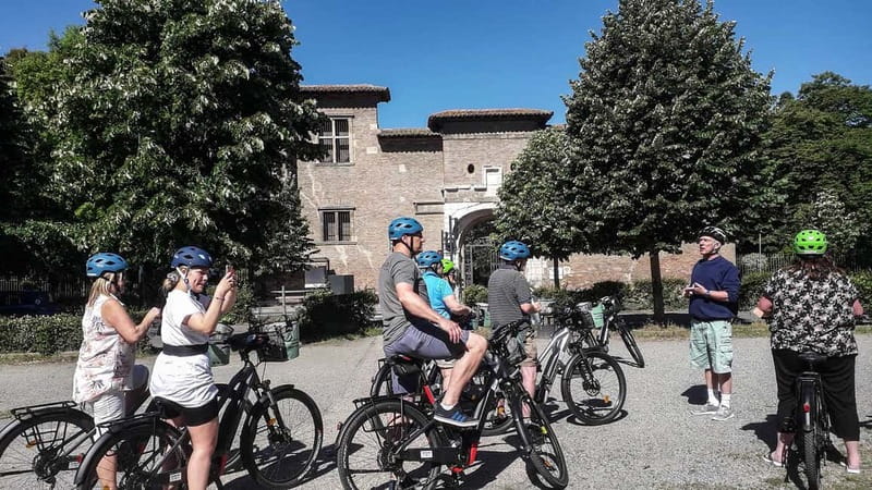 Toulouse E-Bike Tour - What the guide adds to the ride