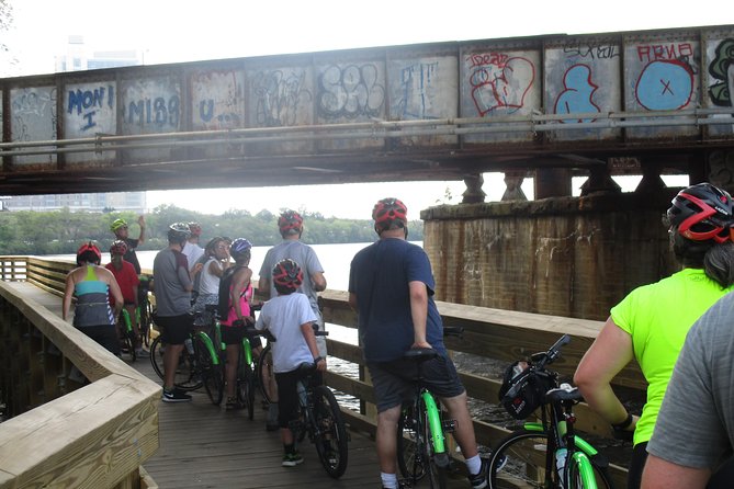 Tour de Cambridge Guided Bicycle Tour - The Charles River crossing and Cambridge views
