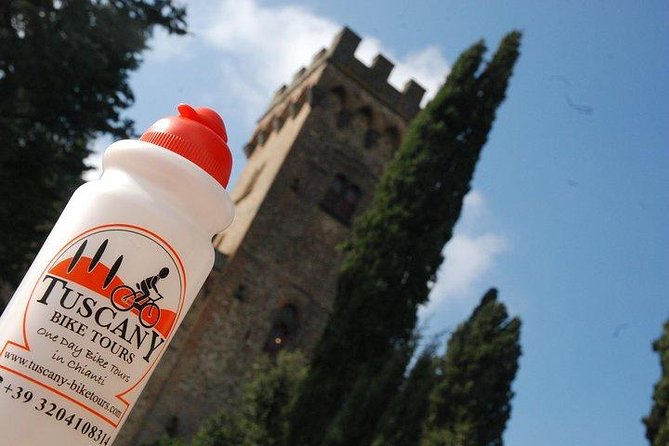 Tuscany Bike Tours Through the Chianti Hills with Wine Tasting - The guides make the day work