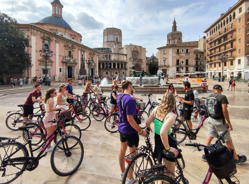 Valencia: City Highlights Guided Bike Tour - Bikes, helmets, and optional upgrades