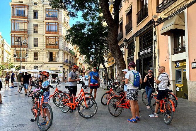 Valencia City Highlights in Guided Bike or E-Bike Tour - The City of Arts and Sciences