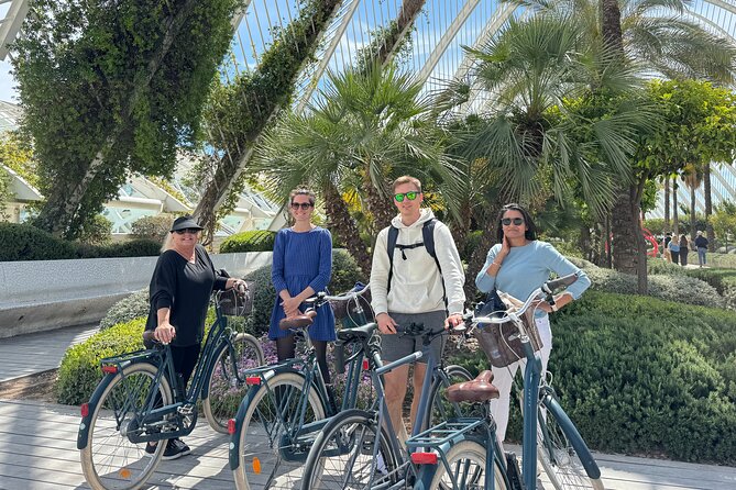 Valencia Guided Bike or E-Bike Tour in Small Group - Why a bicycle makes sense in Valencia