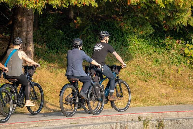 Vancouver: Guided Bike Tour - English Bay and Vancouver’s beach side