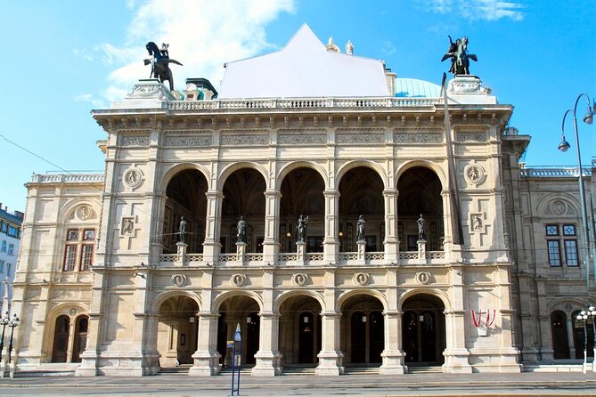 Vienna City Bike Tour - Guides who add more than directions