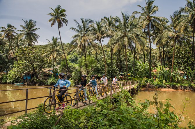 Village Vibes: Cansaulim Coastal E-Bike & Japanese Tea Tour - Velsao Beach and the story of pao