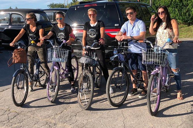 Vine and Dine Bicycle Wine Tour with Lunch - Diamond Estate Winery: an easy first tasting