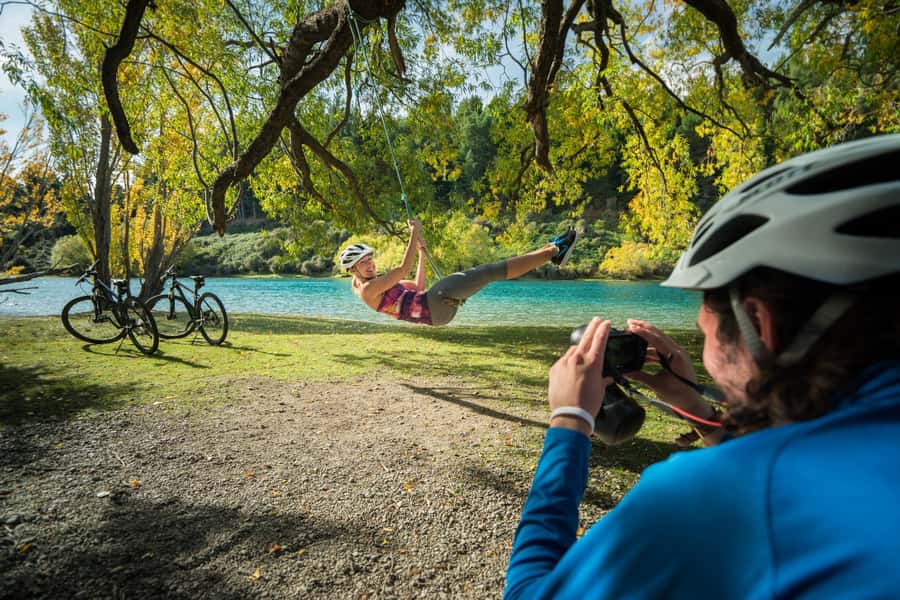 Wanaka: Self-Guided Regular MTB - Lake Hawea to Lake Wanaka - The 30-minute shuttle to Lake Hawea