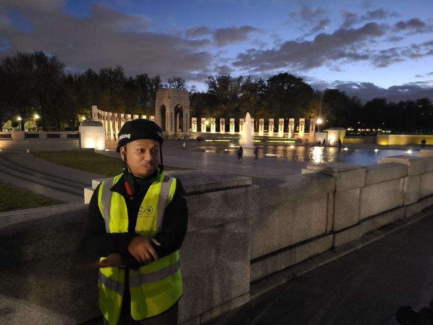 Washington DC: Monuments by Night Bike Tour - Why a bike is a smart way to see the National Mall