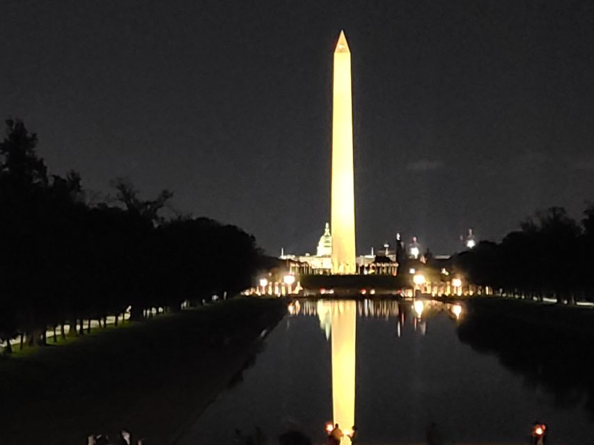 Washington DC: Monuments by Night Bike Tour - FDR and Martin Luther King Jr. Memorials