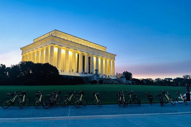 Washington DC Sites at Night Guided Bicycle Tour - Why a night bike ride works so well in Washington